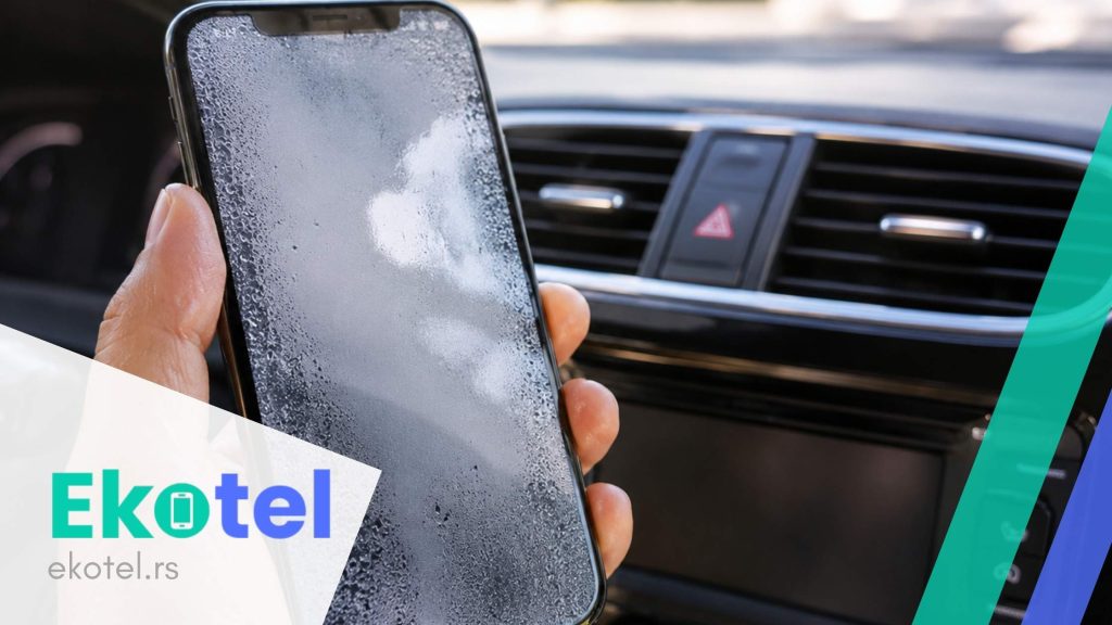 Telefon se zamaglio iznutra – kondenzacija na ekranu posle klime i sunca
